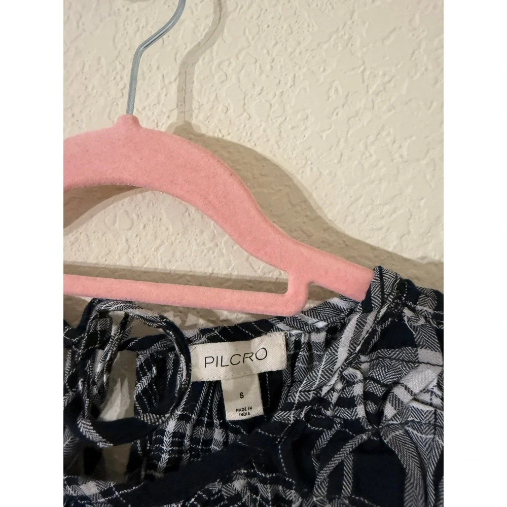 Pilcro Anthropologie Rory Puff-Sleeve Smocked Navy Plaid Blouse Size S Preppy